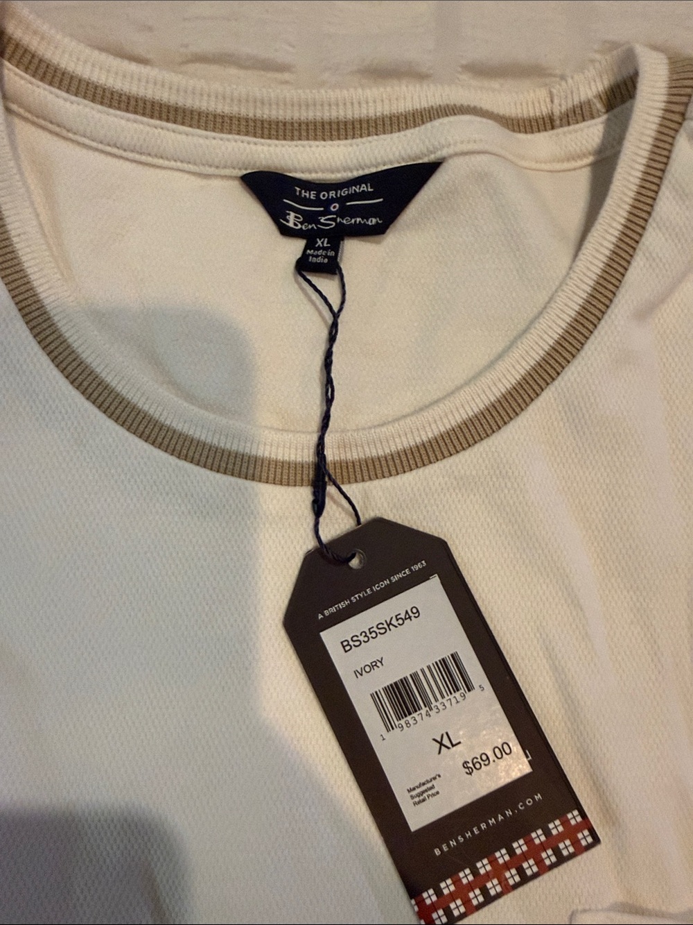 Ben Sherman Ivory Crewneck tshirt with tan Contrast Trim. NWT